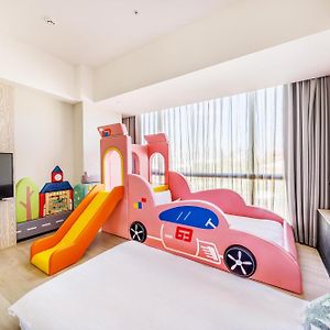 Japanese-Style Room
